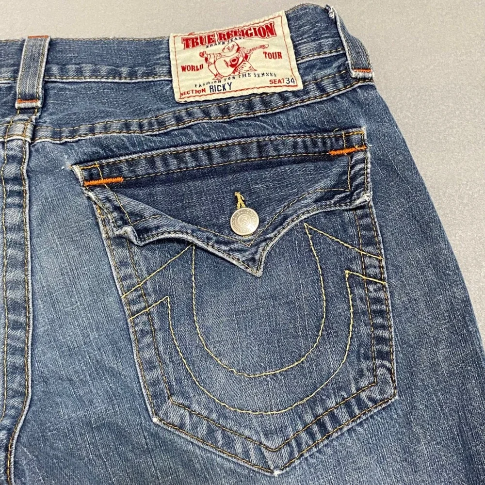 True Religion Ricky Mens 34 Straight Leg Distressed Blue Jeans Made in USA